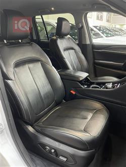 جیپ گراند شیرۆکی